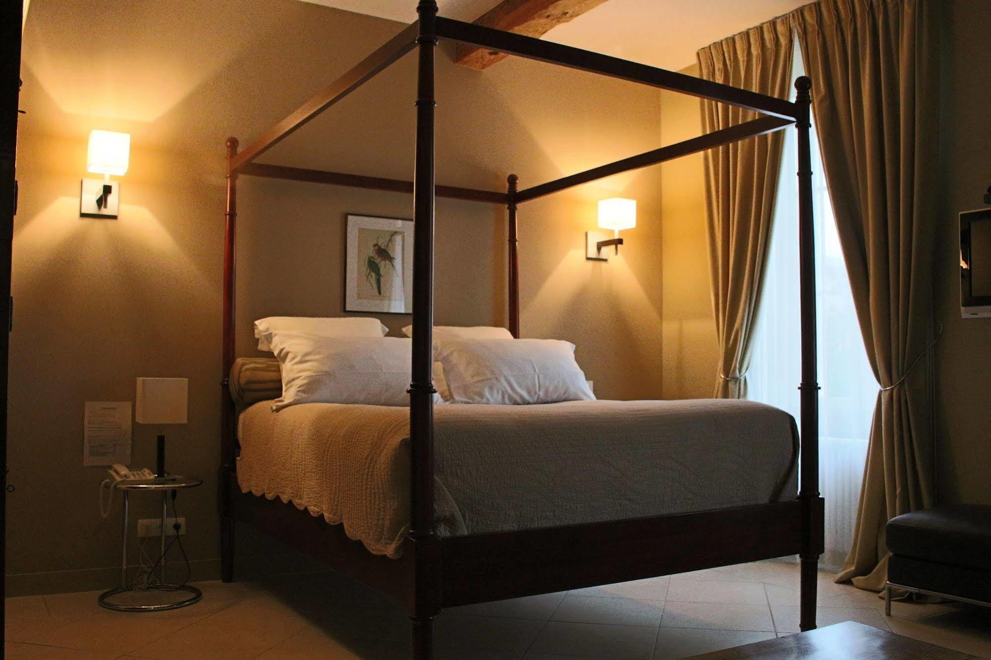 Hotel Rollan De By Bégadan Kültér fotó